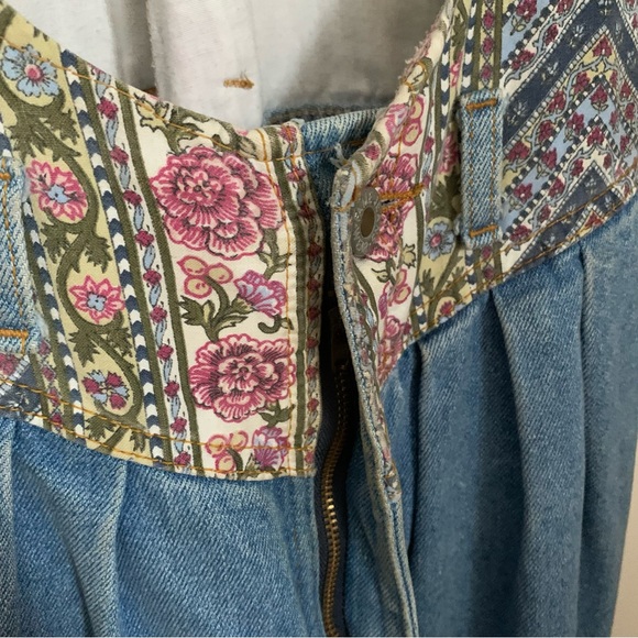 Vintage 90s Women's Blue Denim Overalls - Picture 7 of 10